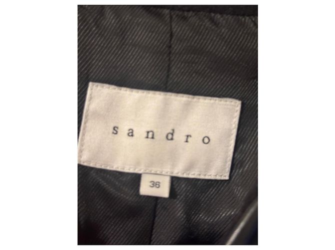 Sandro schwarzer Wollmantel mit Lederdetails - Ansicht 6