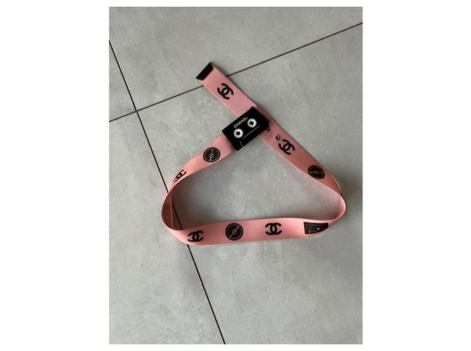 Chanel Rosa Canvas Gürtel mit Kassetten-Schnalle - Ansicht 3