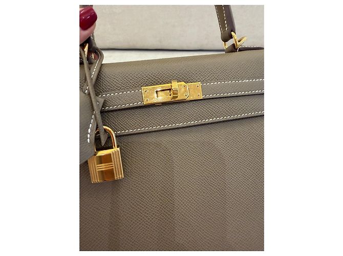 Hermès Kelly 25 Sellier Epsom Pelle Taupe - vista 7
