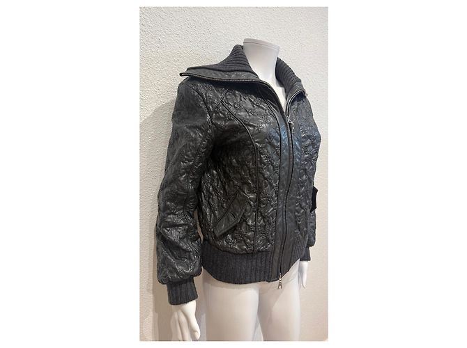 Louis Vuitton Monogram Steppleder-Bomberjacke - Ansicht 2