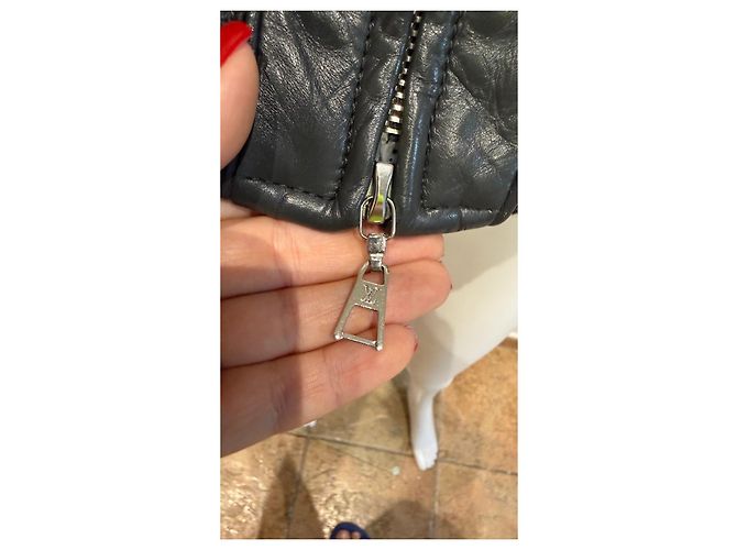 Louis Vuitton Monogram Steppleder-Bomberjacke - Ansicht 6