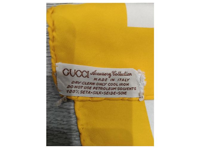 Foulard in seta Gucci stampa floreale - vista 2