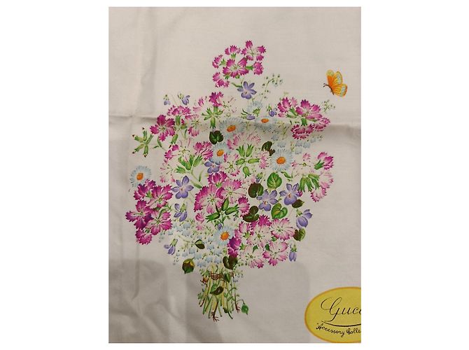 Foulard in seta Gucci stampa floreale - vista 6