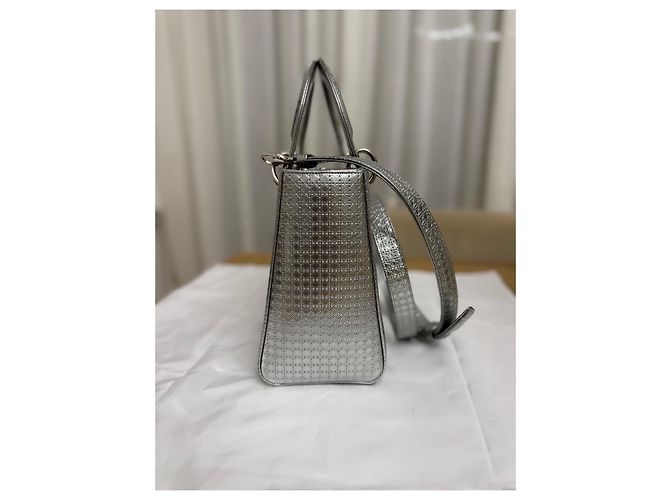 Dior Lady Dior borsa in pelle argentata - vista 4