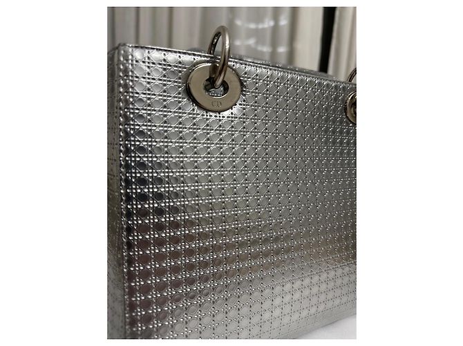 Dior Lady Dior borsa in pelle argentata - vista 7