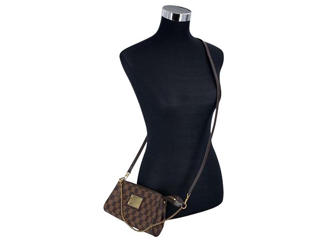 Louis Vuitton Borsa a tracolla Pochette Eva in canvas Damier Ebene marrone - vista 2