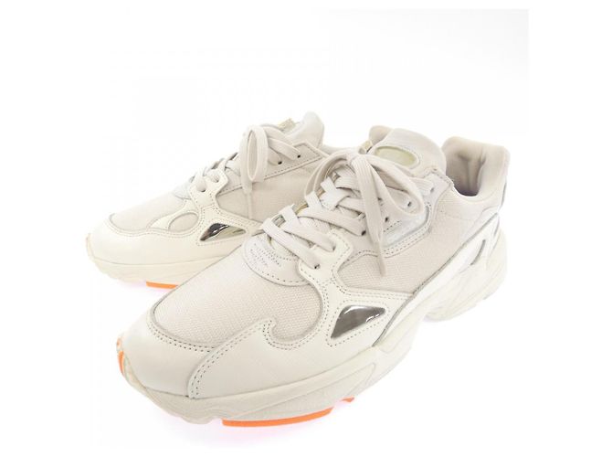 Autre Marque Sneakers Adidas Falcon - vista 3