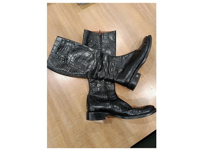 Céline Botas altas de cuero negro estampado cocodrilo - vista 3