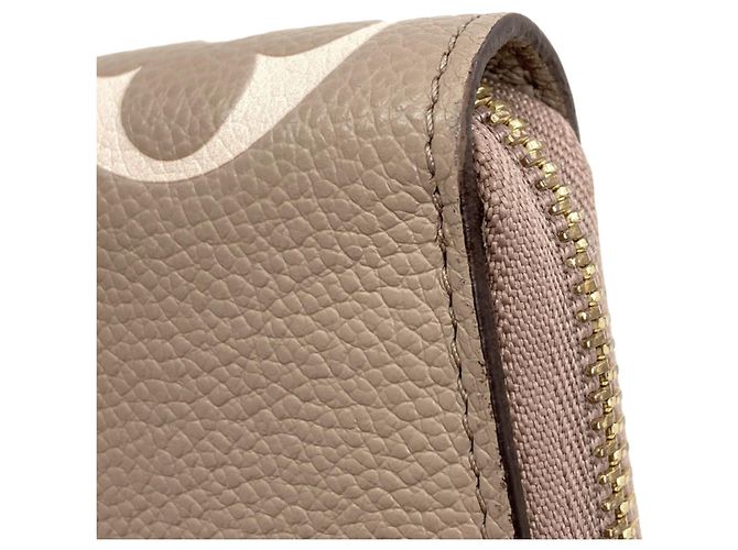 Louis Vuitton Long Wallet - view 10