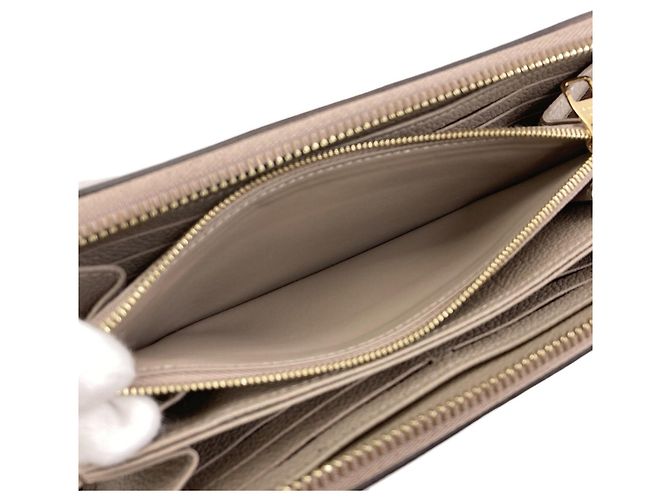 Louis Vuitton Long Wallet - view 5