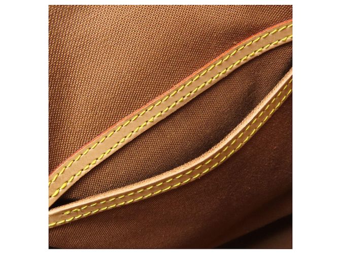 Zaino Louis Vuitton M51136 Montsouris MM - vista 9