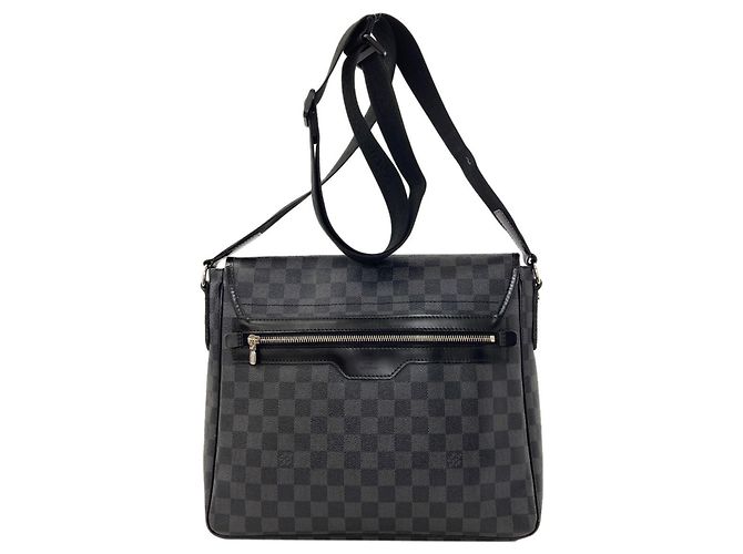 Louis Vuitton M58029 Daniel GM Shoulder Bag - vue 2