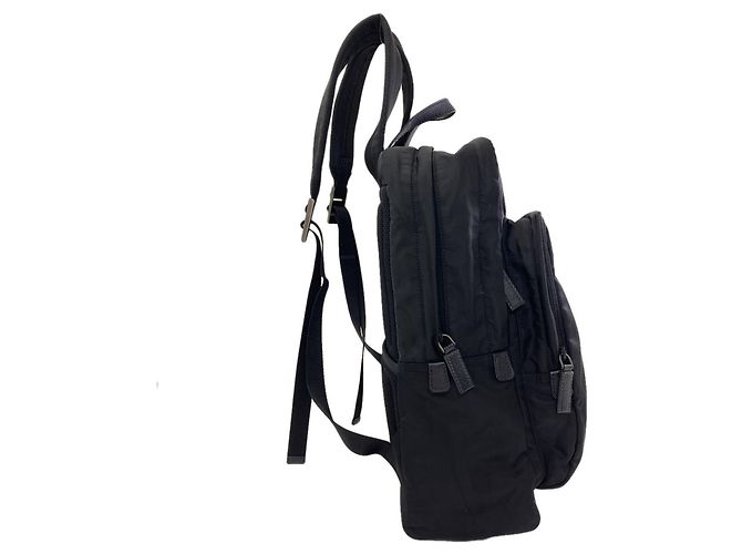 Prada Rucksack aus schwarzem Nylon mit Logo - Ansicht 3