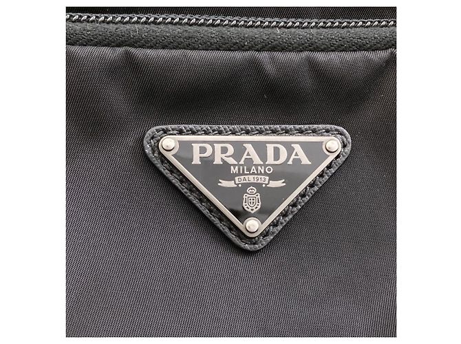 Prada Rucksack aus schwarzem Nylon mit Logo - Ansicht 8