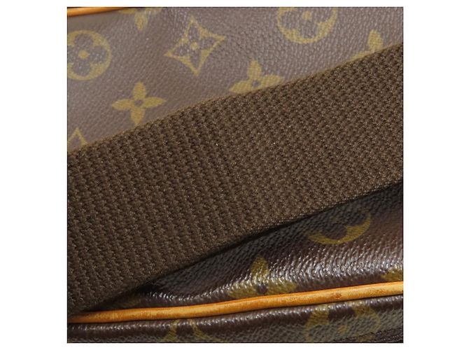 Louis Vuitton Pochette Gange Body Bag - vista 13