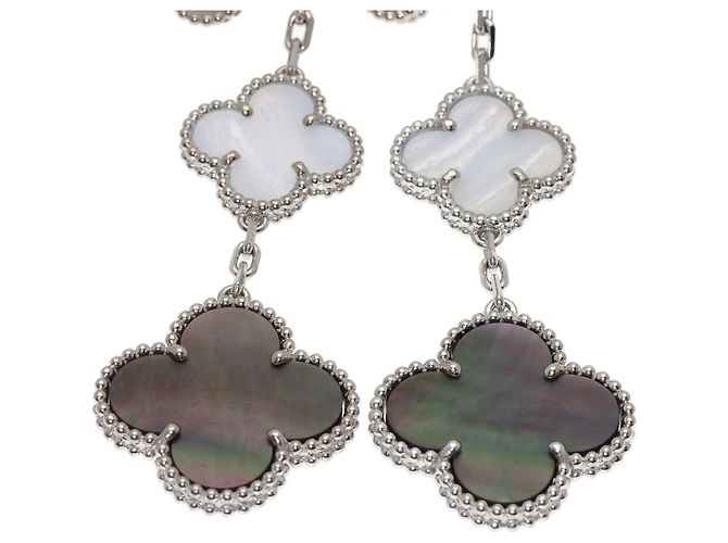 Van Cleef & Arpels Magic Alhambra 3-Motif Shell Chalcedony Ohrringe - Ansicht 6