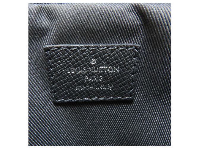 Marsupio Louis Vuitton Monogram Eclipse - vista 6