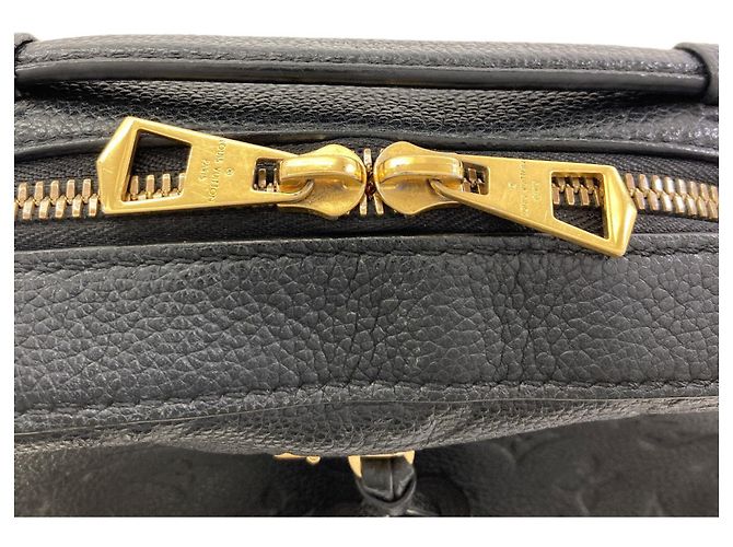 Louis Vuitton M44593 Borsa a tracolla Saint-Onge - vista 13