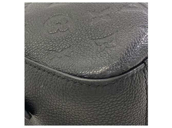 Louis Vuitton M44593 Borsa a tracolla Saint-Onge - vista 18