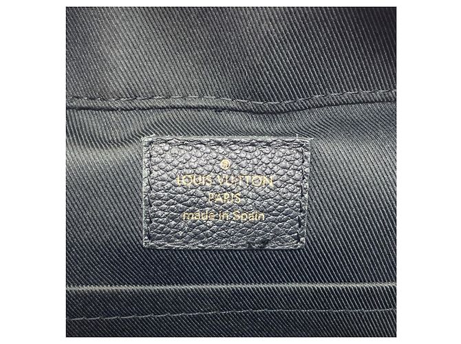Louis Vuitton M44593 Borsa a tracolla Saint-Onge - vista 6