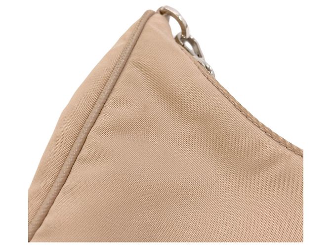 Borsa in nylon Re-Edition 2-Way con logo Prada - vista 13