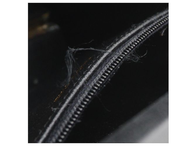 Borsa a tracolla Chanel in pelle matelassé nera - vista 8