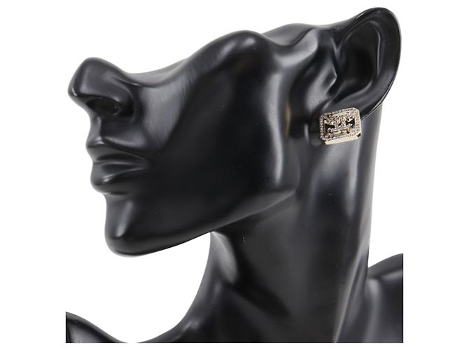 Pendientes de botón Chanel Coco Mark - vista 2