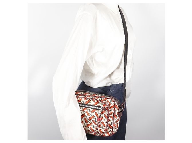 Borsa Camera Burberry Unisex in Nylon - vista 15