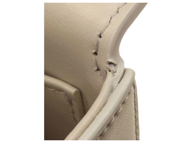 Céline Borsa a tracolla Celine Mini Claude in pelle di vitello grigio chiaro - vista 7
