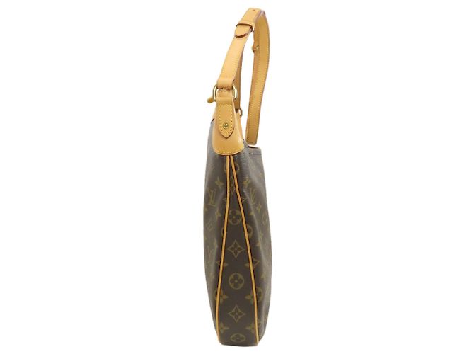 Bolso de hombro Louis Vuitton Odeon MM - vista 3