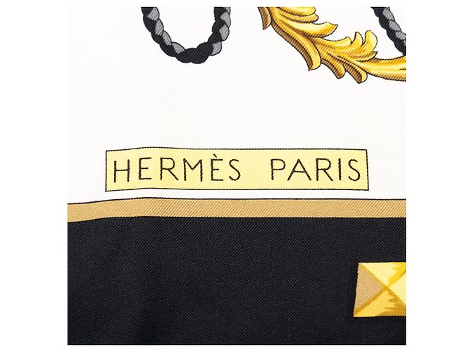 Hermès White Les Clefs Seidentuch 90 - Ansicht 2