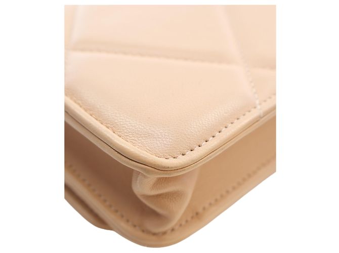 Chanel Beige Quilted Lambskin 19 Wallet on Chain - vista 10