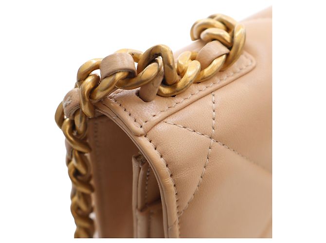 Chanel Beige Quilted Lambskin 19 Wallet on Chain - vista 7
