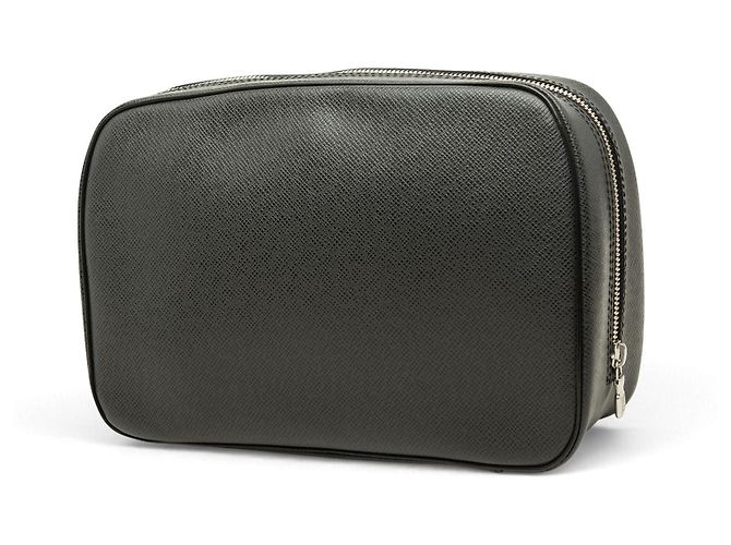 Necessaire Louis Vuitton Black Taiga GM - vista 2