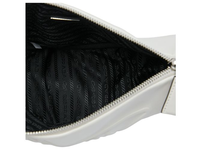 Prada White Grace Lux Triangle Crossbody - Ansicht 4