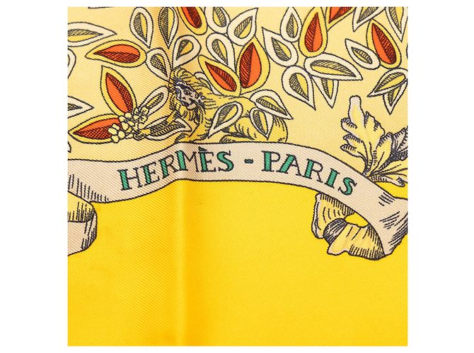 Hermès Yellow Le Paradis du Roy Seidentuch 90 - Ansicht 3