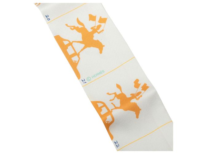 Pañuelo de seda Twilly Hermès White Parade - vista 5