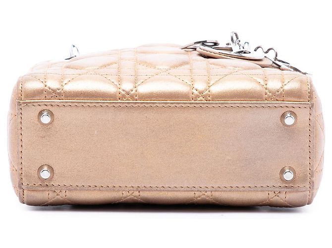 Dior Gold Mini Iridescent Lambskin Cannage Lady Dior - vista 2