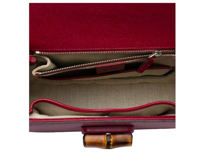 Bamboo Borsa Gucci Red Medium in pelle di vitello con manico in bambù - vista 4
