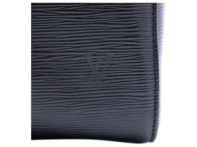 Louis Vuitton Black Epi Keepall 45 - vista 5