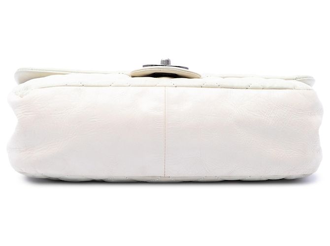 Chanel White Medium Iridescent Calfskin In The Mix Flap - vista 3