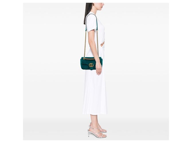 Borsa a tracolla Gucci GG Marmont Matelassé in velluto blu Medium - vista 6
