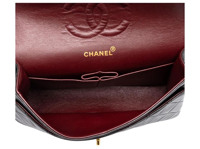 Chanel Black Medium Classic Lambskin Double Flap - vista 4