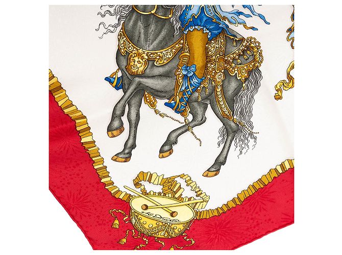 Hermès White Les Fetes du Roi Soleil Seidentuch 90 - Ansicht 5