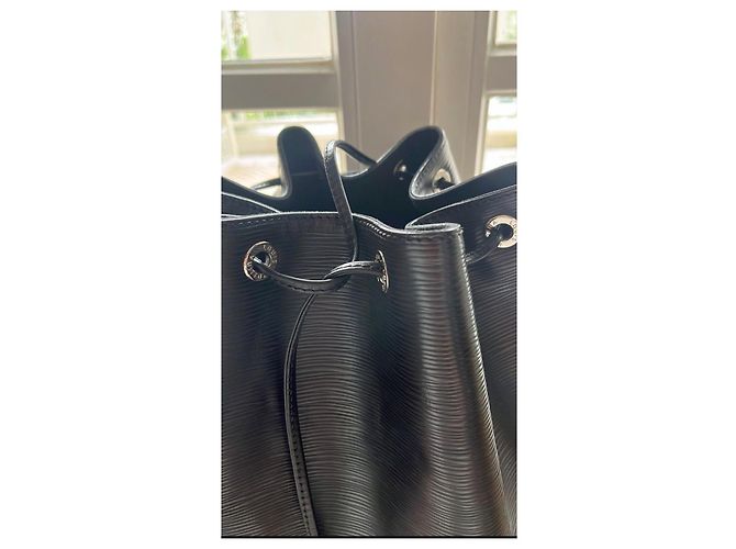 Louis Vuitton Noe in pelle Epi Nero - vista 5