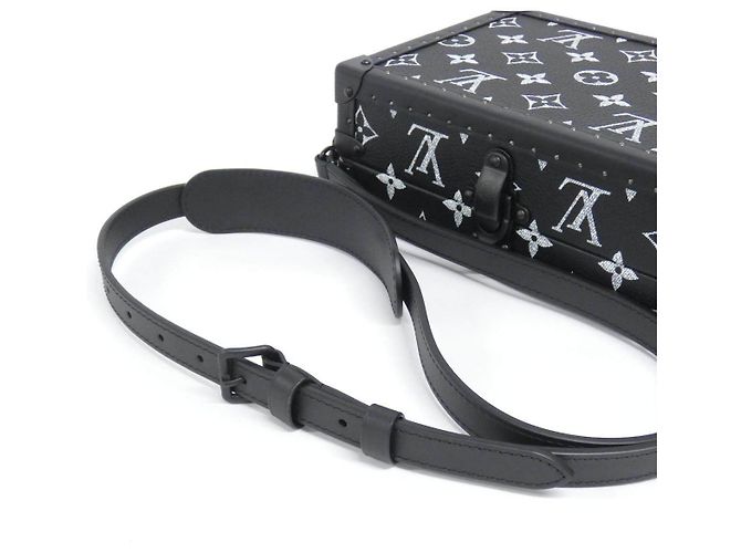 Borsa a tracolla Louis Vuitton Clutch Box Monogram - vista 5