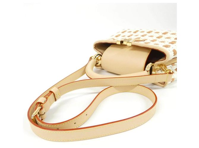 Borsa a mano Louis Vuitton Capucines BB in pelle di vitello - vista 6