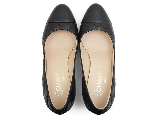 Décolleté in pelle matelassé Chanel - vista 8