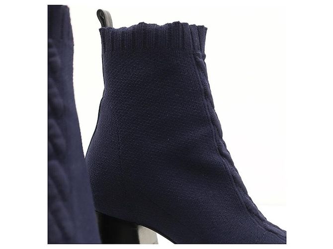 Hermès Hermes Strickstiefel mit Blockabsatz und H Logo Leder-Patch - Ansicht 7