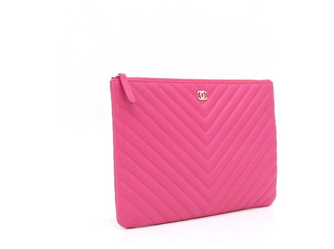 Chanel Clutch Bag New Medium in pelle d'agnello Chevron Gold CC - vista 3